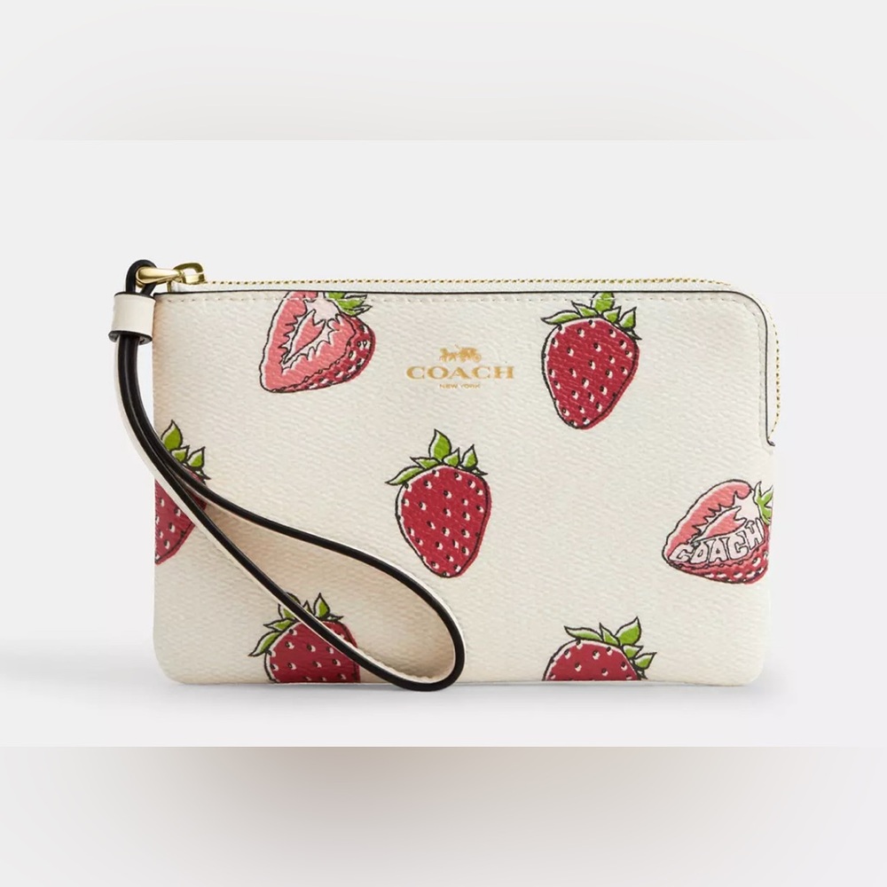 Coach Corner Zip Wristlet With Strawberry Print 🍓 $88 Retail NWT